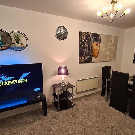 מנצ'סטר Luxury 2 Bed Apt With Free Wi-Fi & Parking מראה חיצוני תמונה