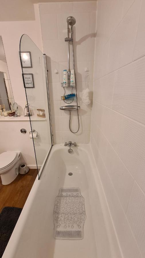 מנצ'סטר Luxury 2 Bed Apt With Free Wi-Fi & Parking מראה חיצוני תמונה
